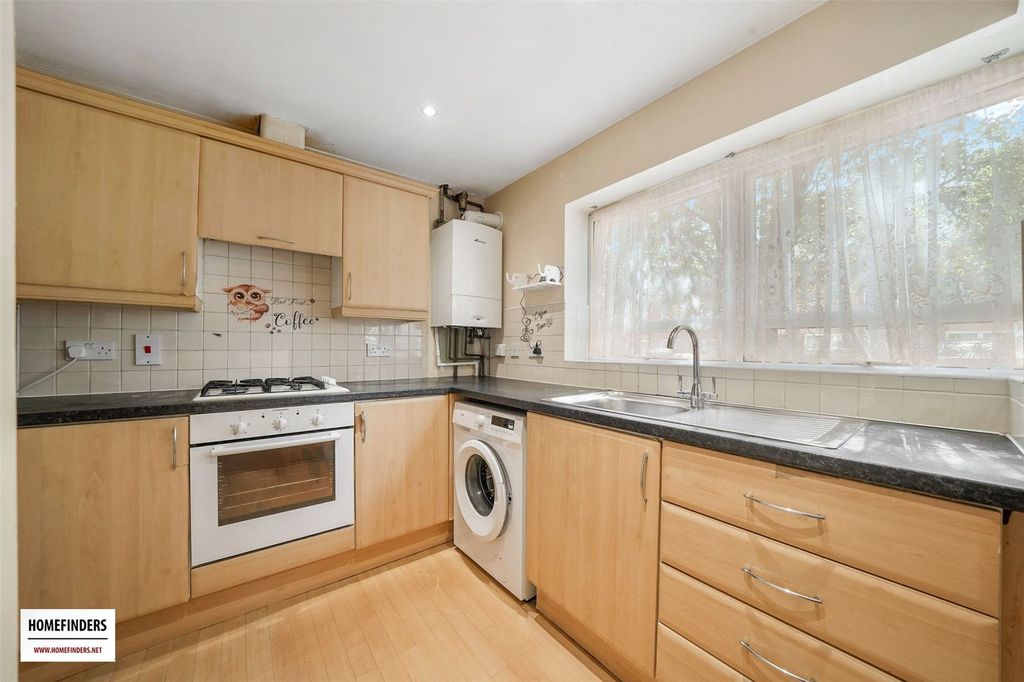 Property photo 3 of 15 Picture No. 06