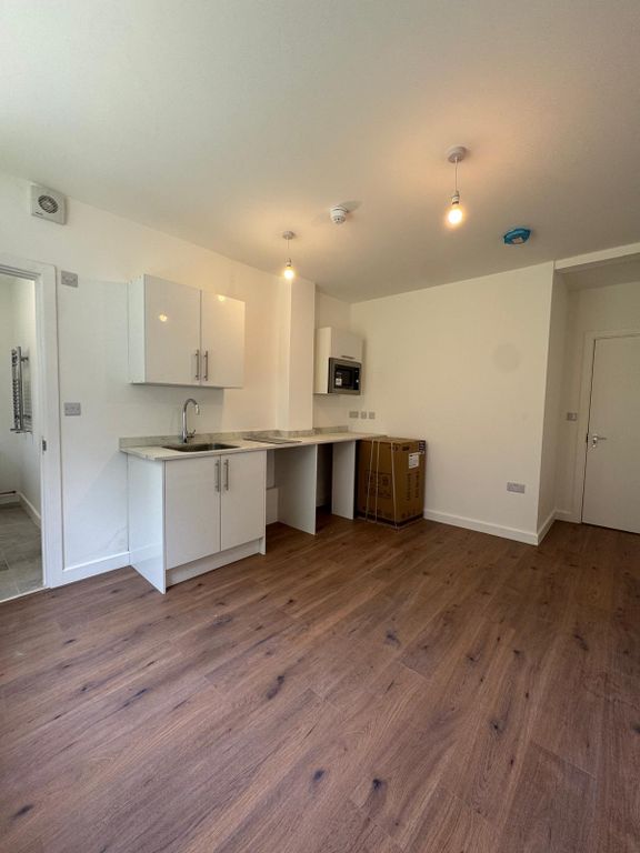 Property photo 1 of 4