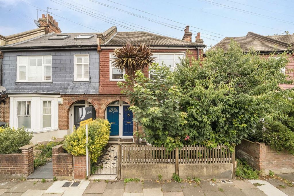 Property photo 1 of 6