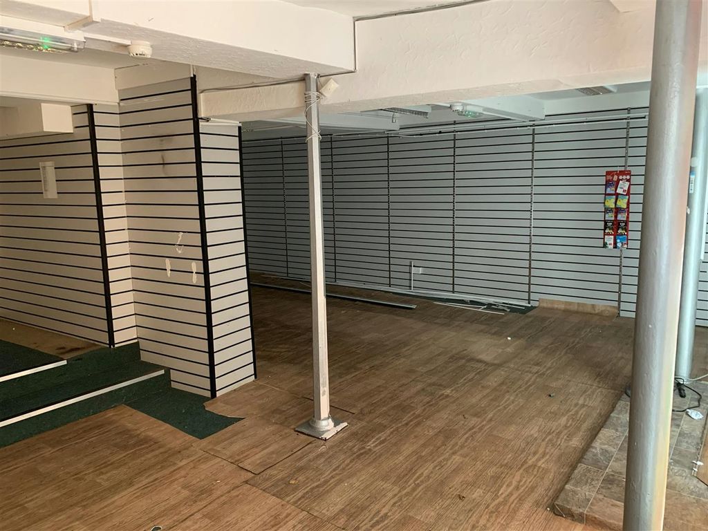 Property photo 2 of 8 Photo 2