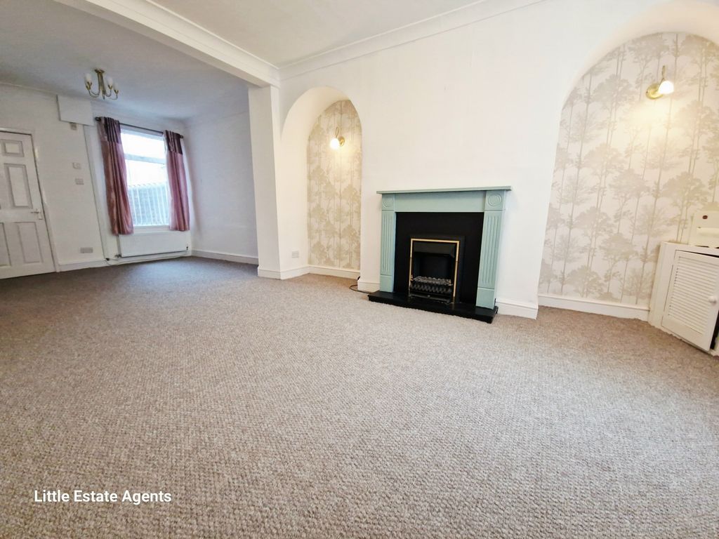 Property photo 3 of 13 Photo 3