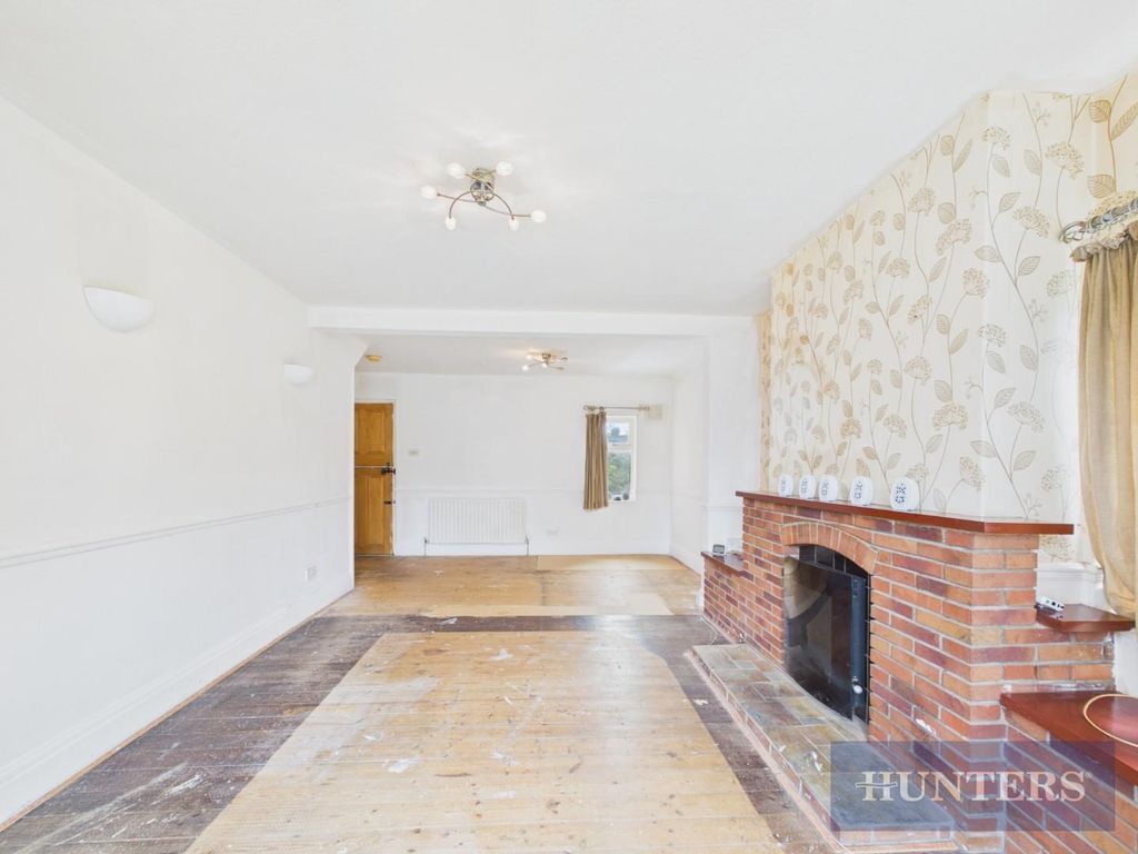 Property photo 3 of 14 Cam03444G0-Pr0140-Still004.Jpg