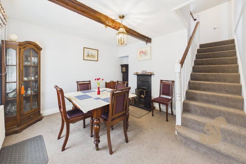 Property photo 3 of 18 Dining Room