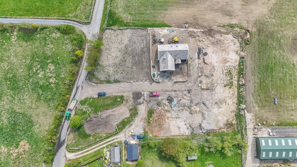 Property photo 3 of 6 1453933 (16)