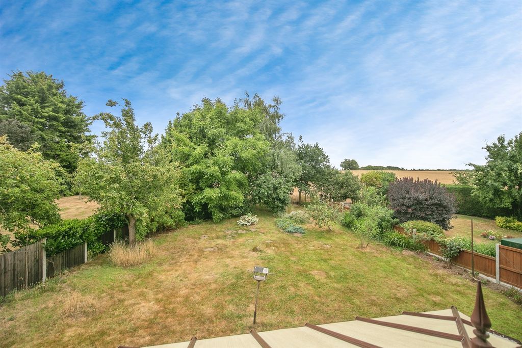 Property photo 3 of 18