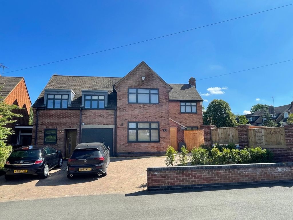 Property photo 1 of 28 Frontage