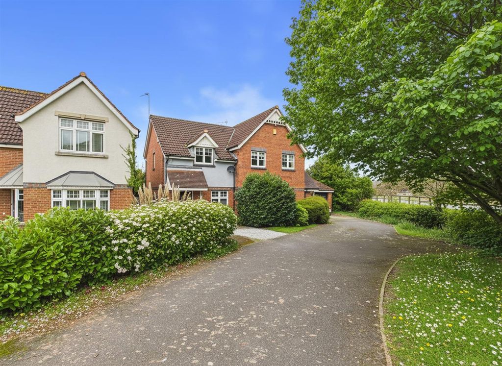 Property photo 1 of 9 Cam03303G0-Pr0326-Still016-001.Jpg