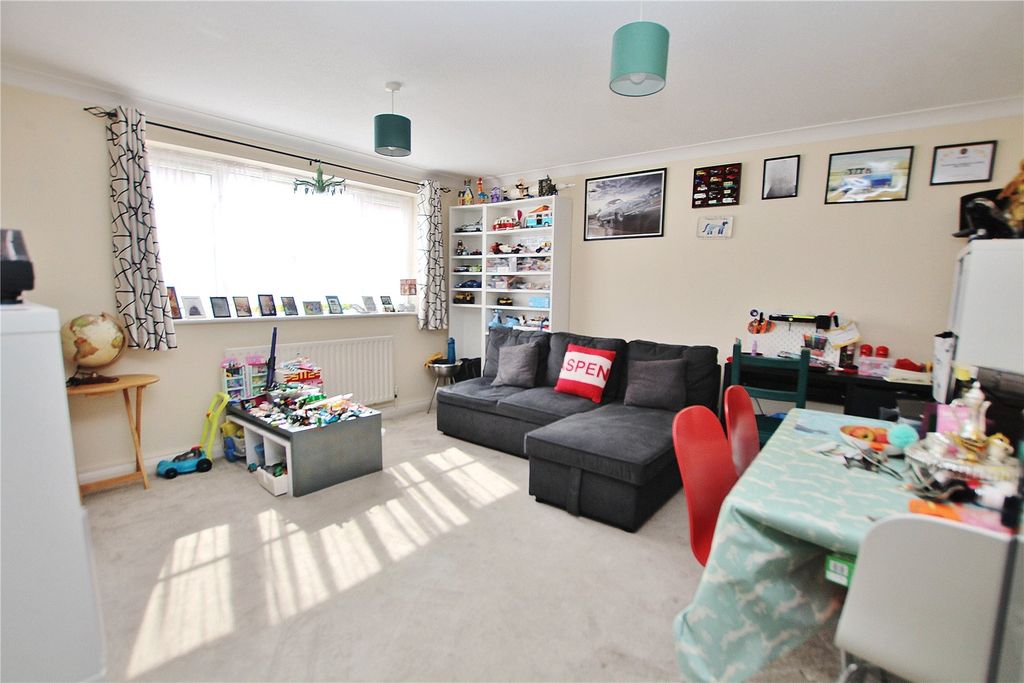 Property photo 3 of 5 Picture No. 06