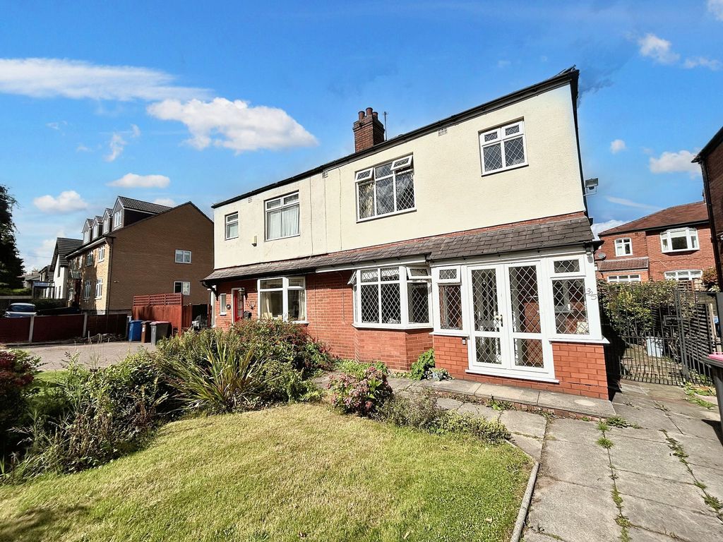 Property photo 2 of 37