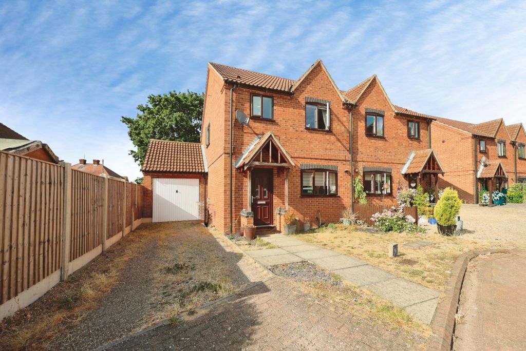 Property photo 1 of 16 5338420