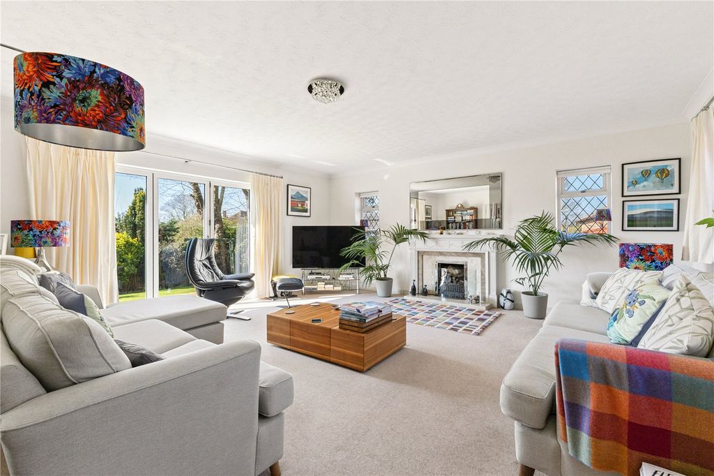 Property photo 3 of 13 Living Room