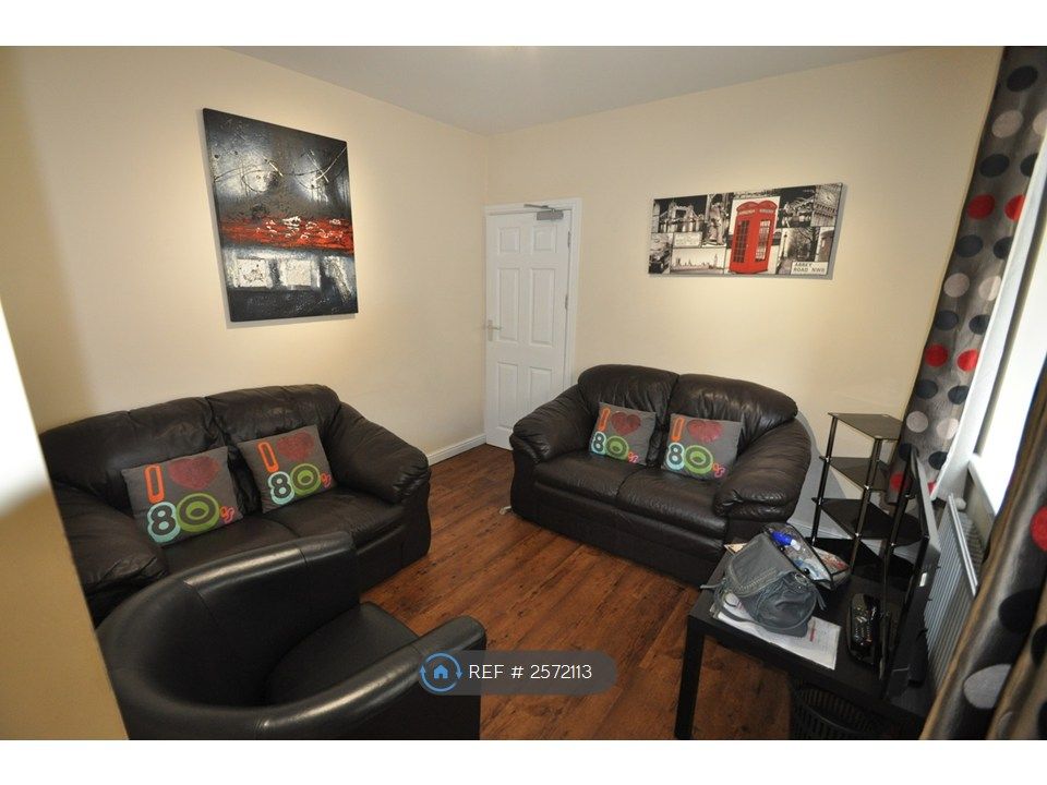 Property photo 2 of 13