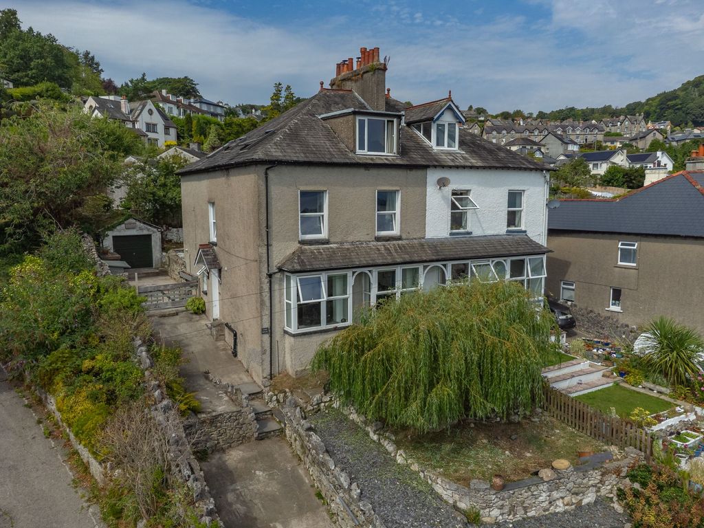 Property photo 1 of 33