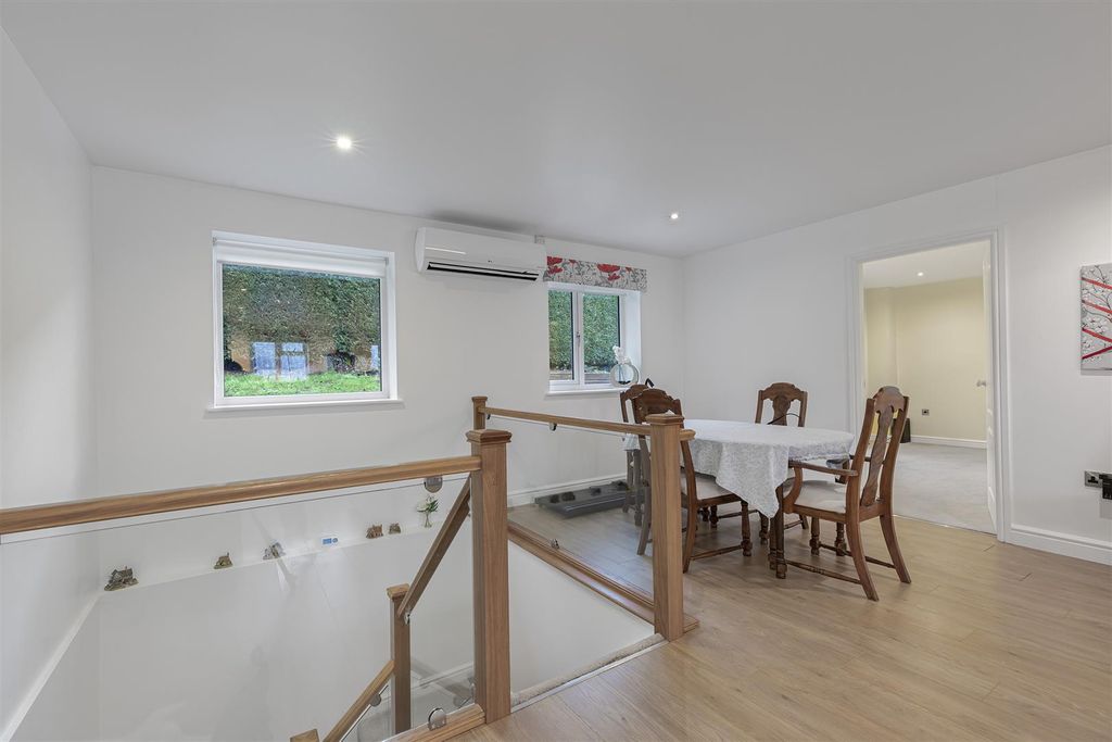 Additional image 6 of 4 bed detached house for saleBen Rhydding Road, Ilkley LS29