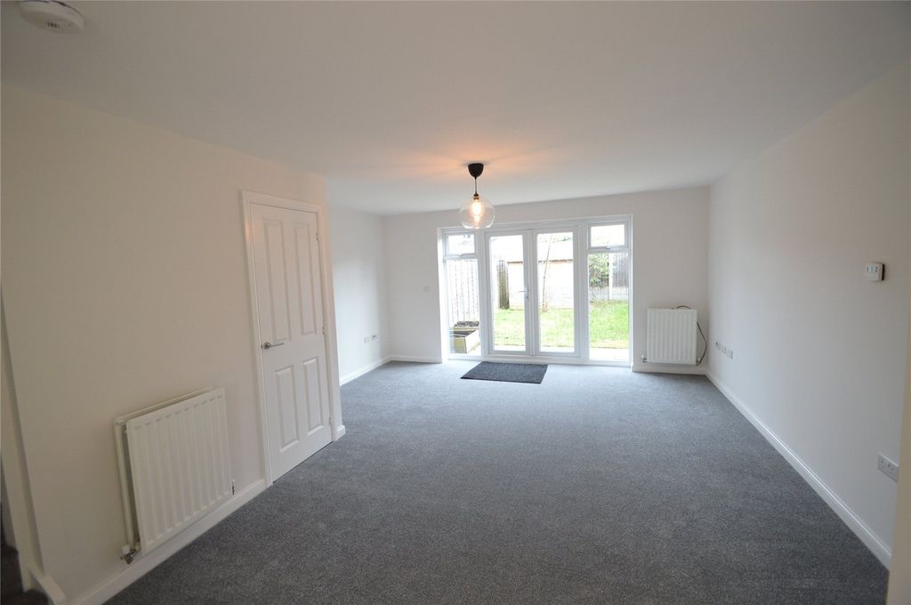 Property photo 2 of 10 Picture No. 14