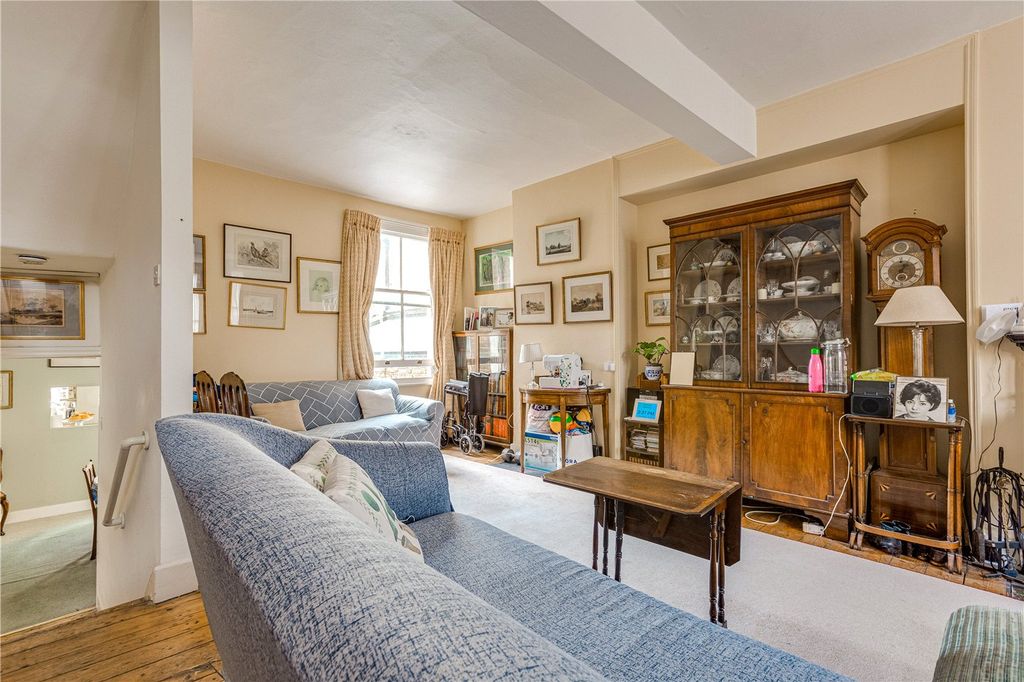 Property photo 2 of 11 Picture No. 13