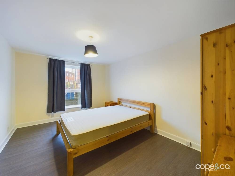 Property photo 2 of 6 3657244