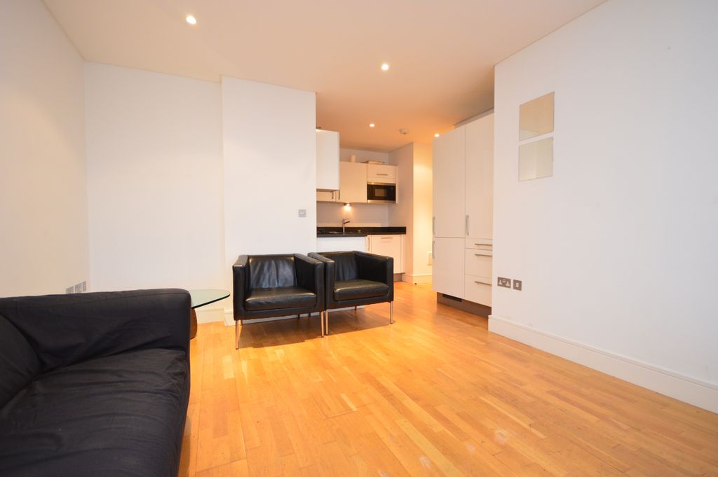 Property photo 2 of 9 Gallery