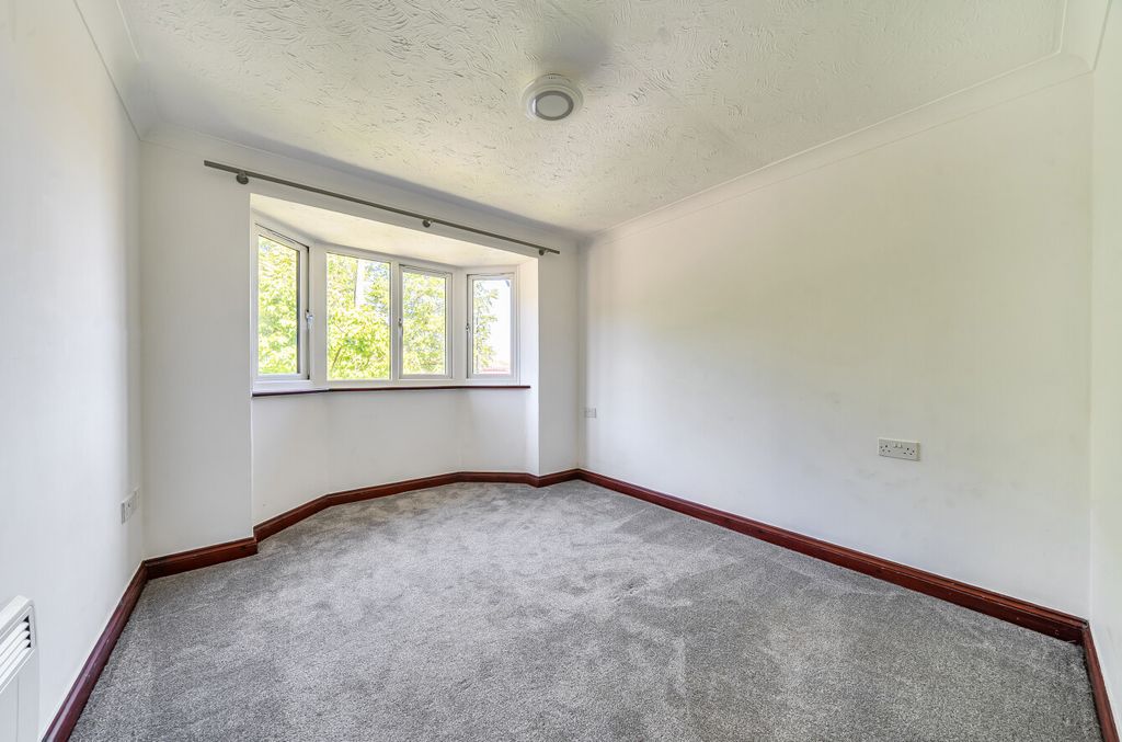 Property photo 3 of 15 1454614-1-69F390B...
