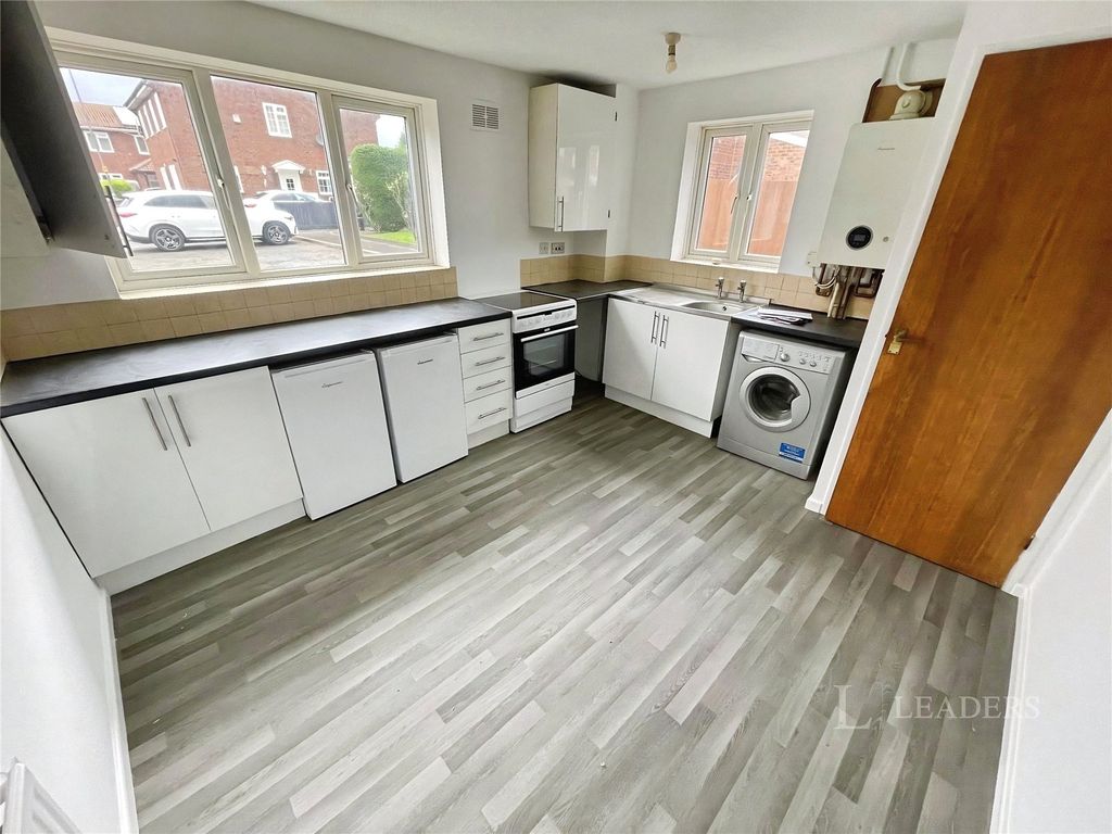 Property photo 2 of 11 Picture No. 22