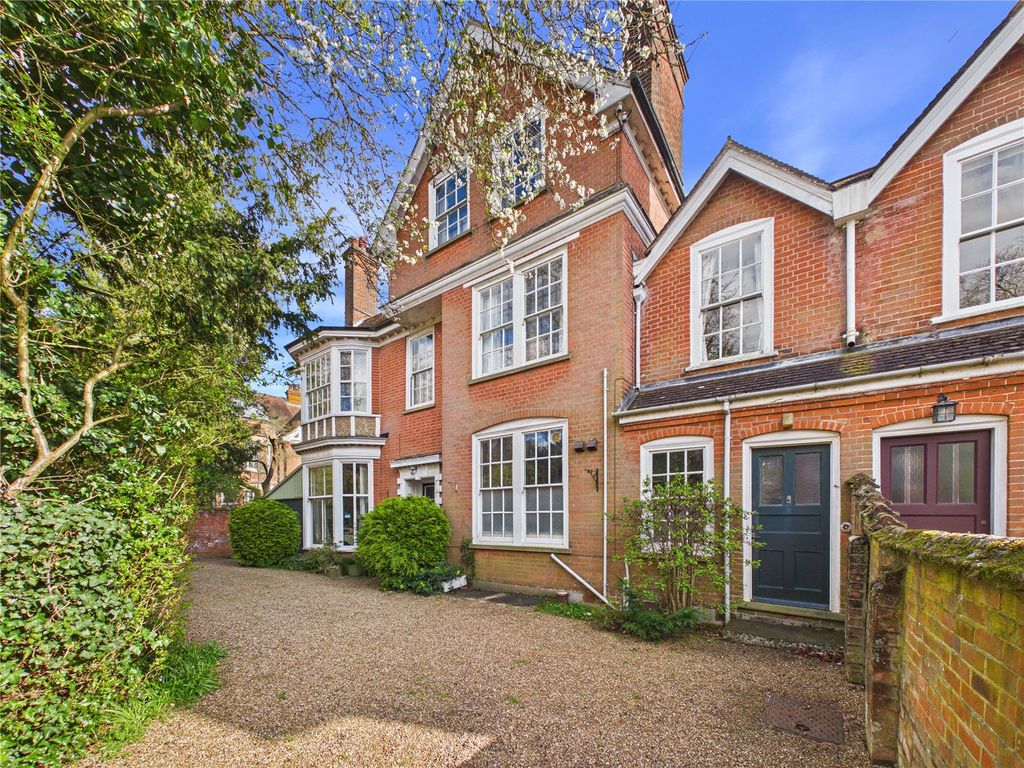 Property photo 3 of 23 Picture No. 22