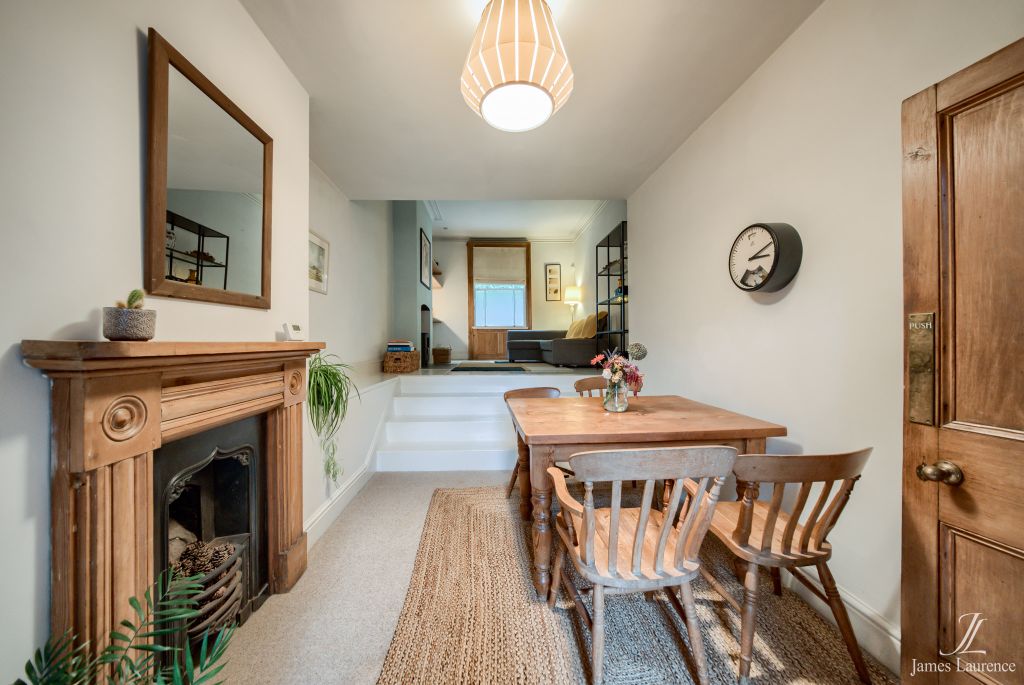 Property photo 3 of 24