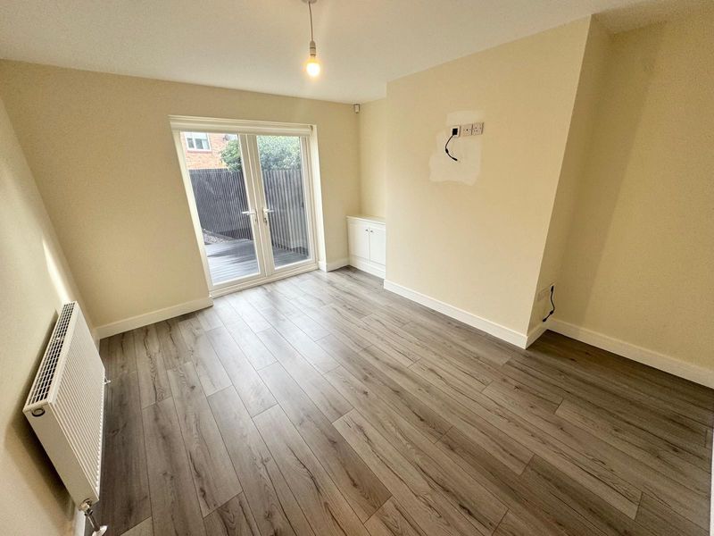 Property photo 3 of 7 Photo 2