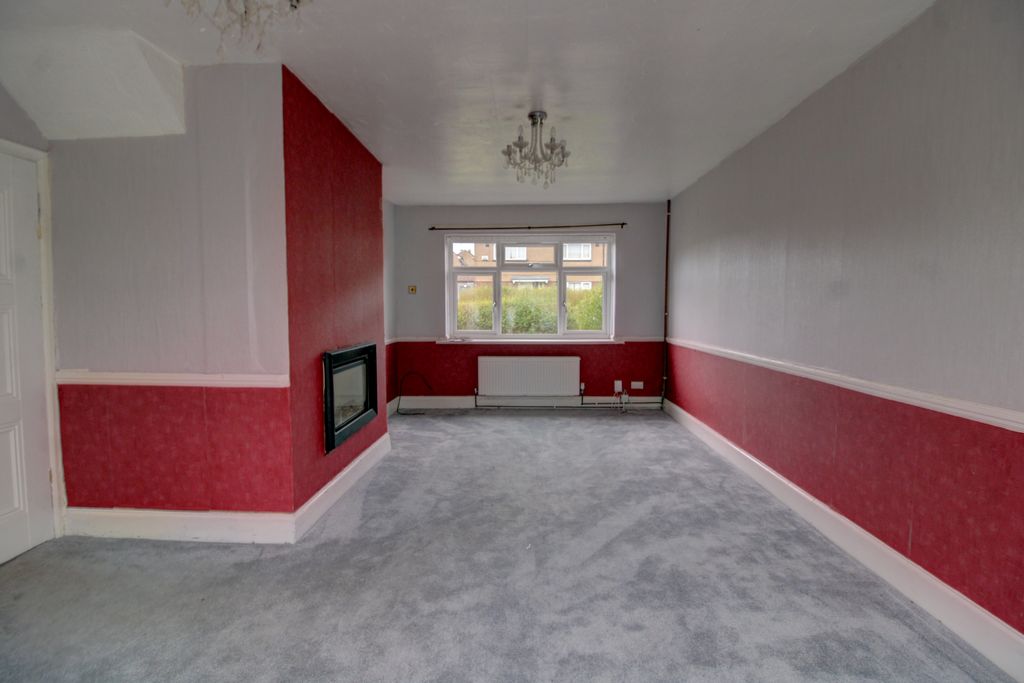 Property photo 2 of 21 2