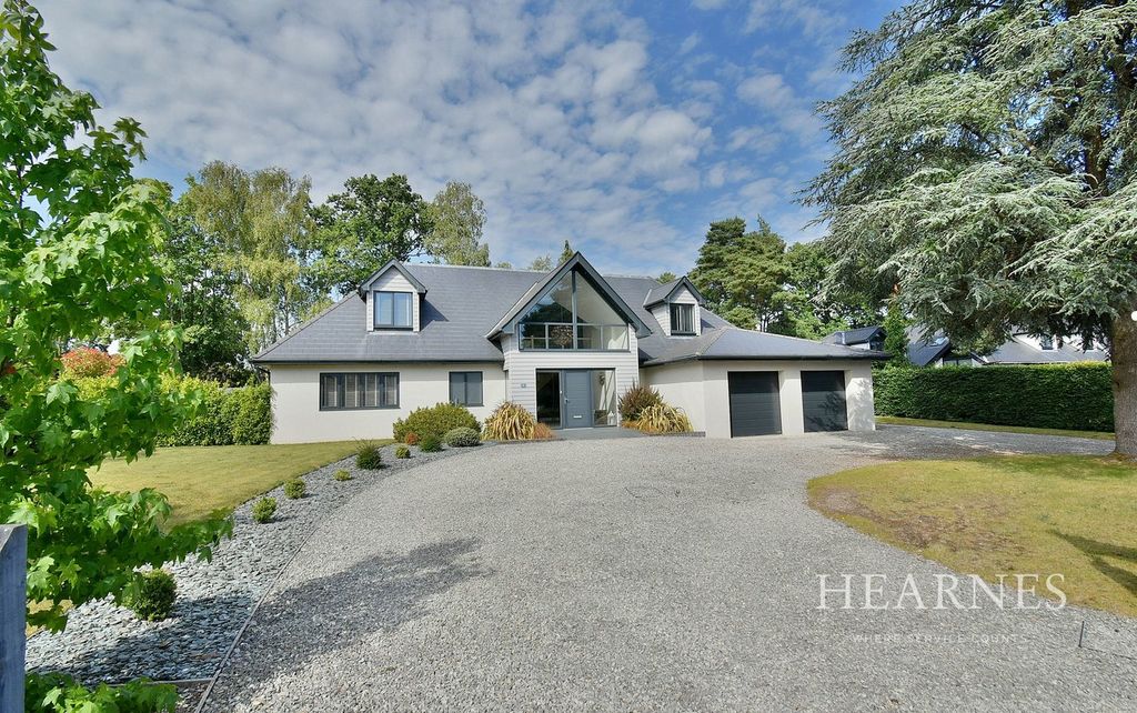 Property photo 1 of 33