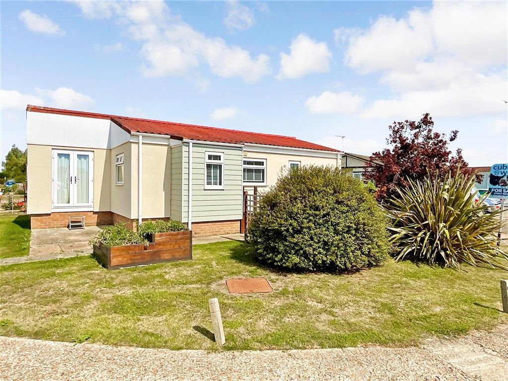 Property photo 2 of 11 Front Elevation