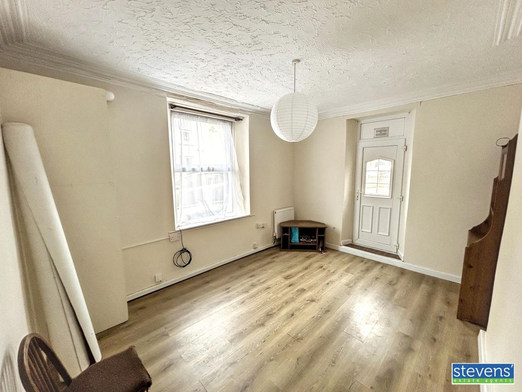 Property photo 3 of 8 Img_4971