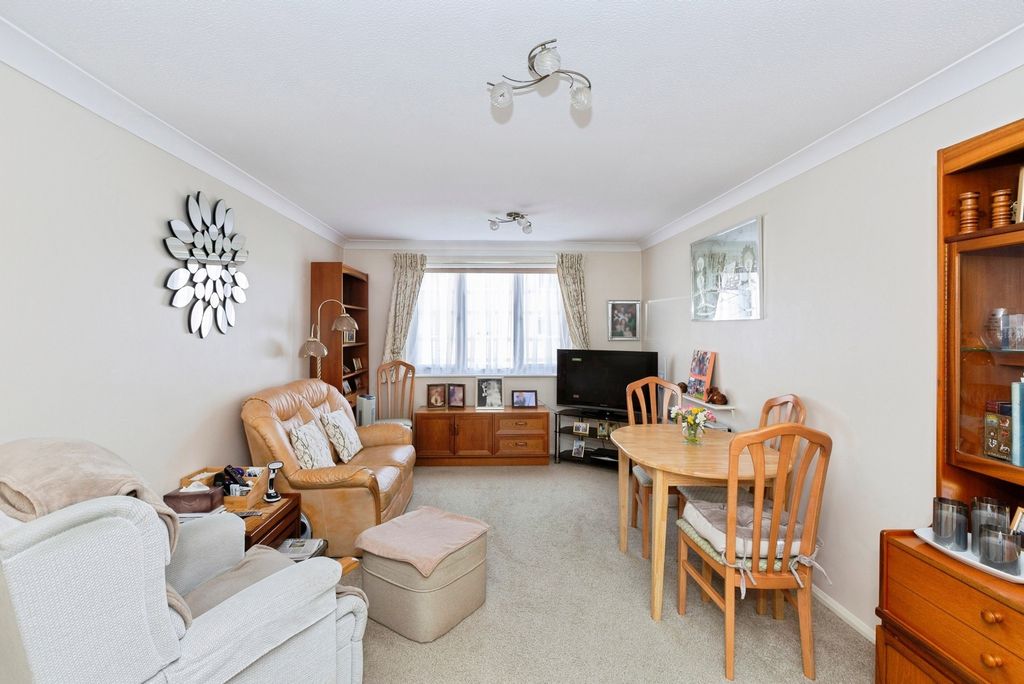 Property photo 2 of 16 Pbox-Img.Jpg