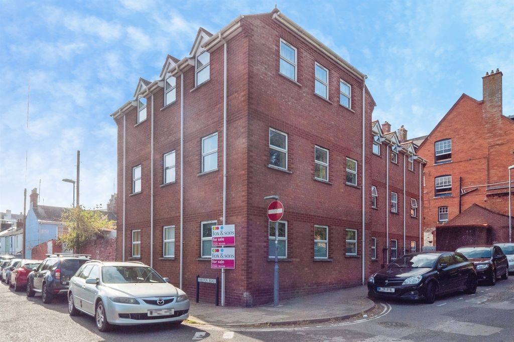 Property photo 1 of 7