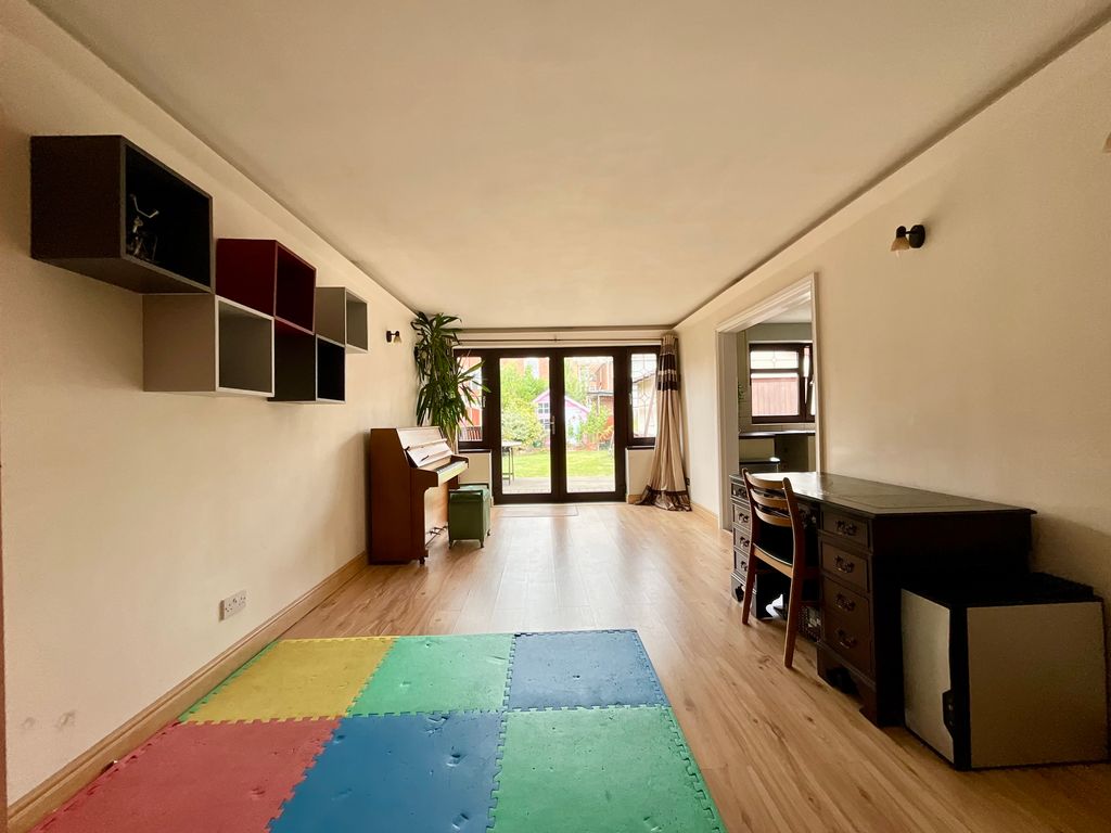 Property photo 2 of 28 Img_1091