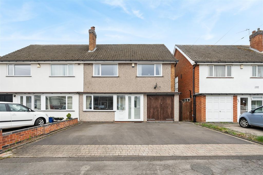 Property photo 1 of 11 973 Stratford Road_18.Jpg