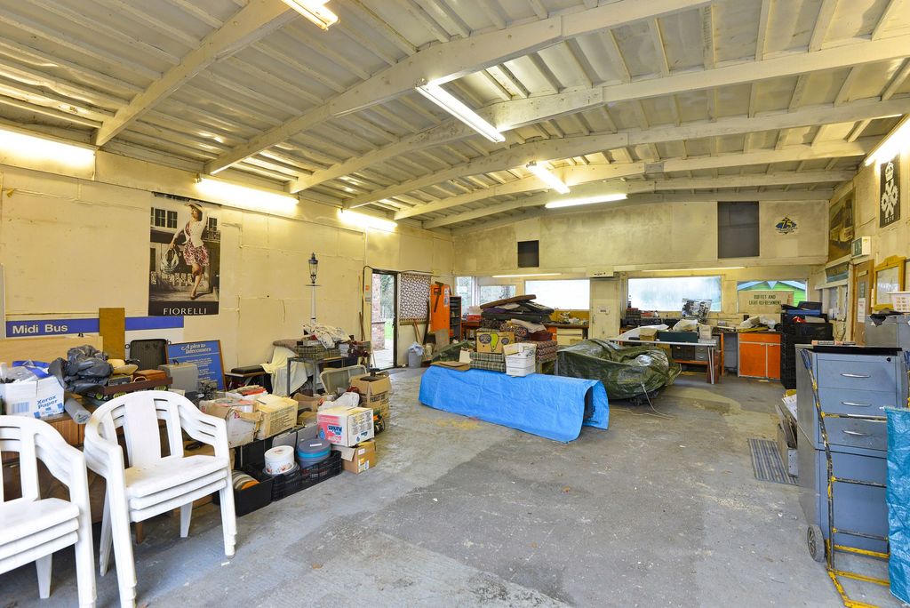 Property photo 3 of 14