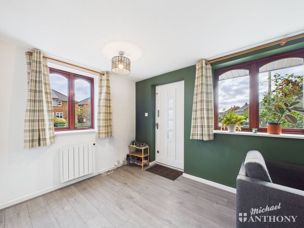 Property photo 2 of 9 Cam02773G0-Pr0373-Still004