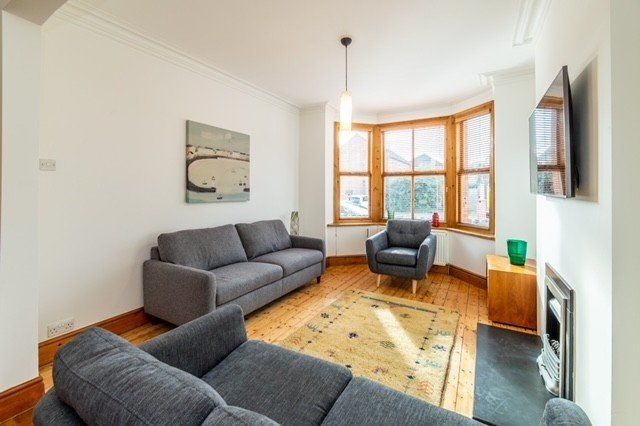 Property photo 2 of 17 Picture No. 21