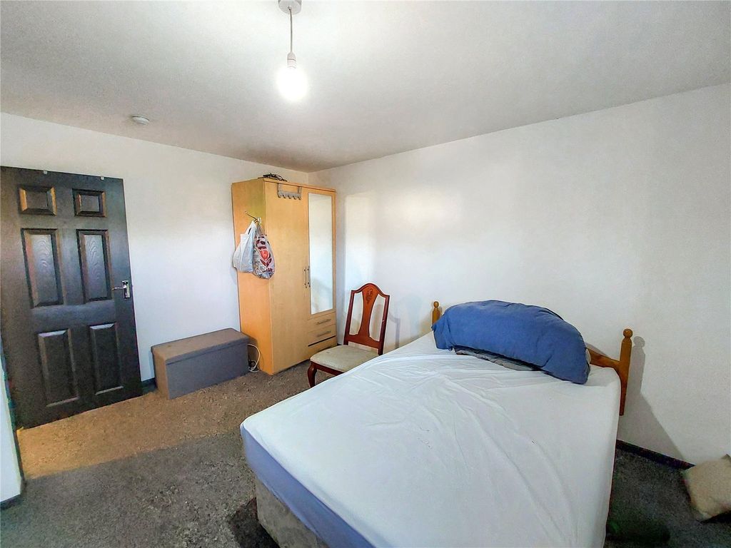 Property photo 2 of 11 Picture No. 09