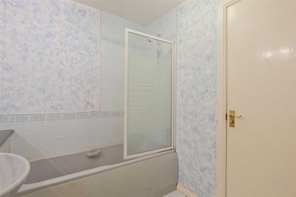 Additional image 18 of 2 bed flat for saleAuchingramont Court, Hamilton ML3