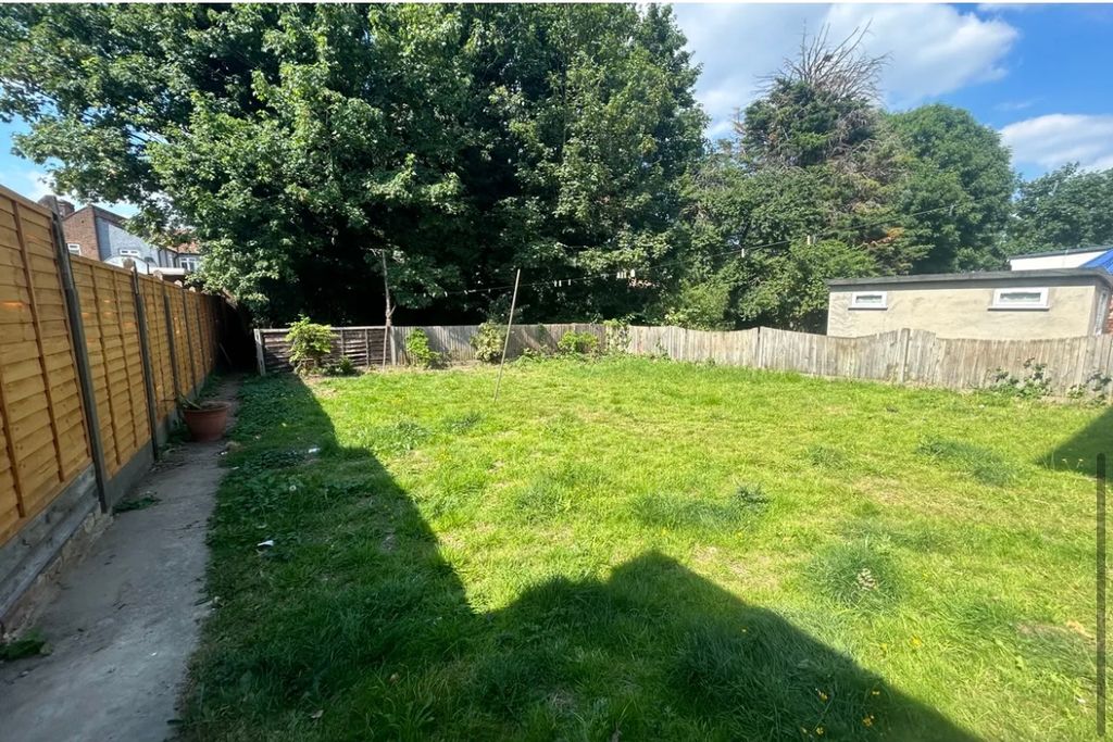 Property photo 2 of 7 Img_7201