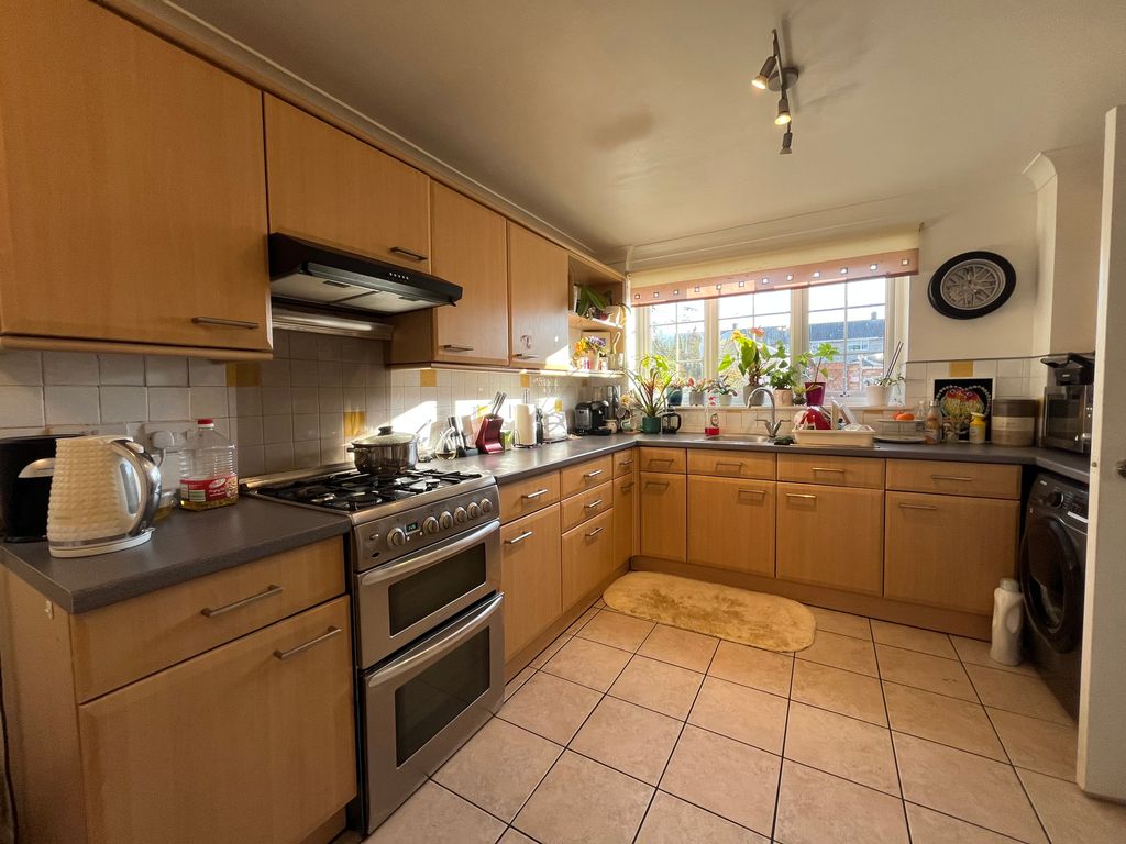 Property photo 1 of 14 Image