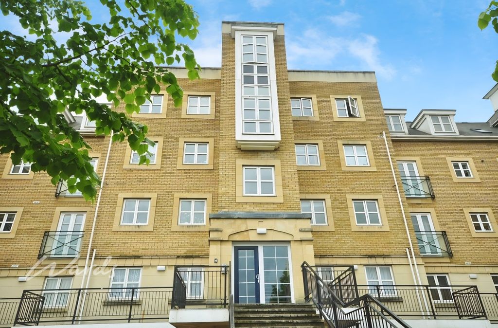 Property photo 1 of 5 Front