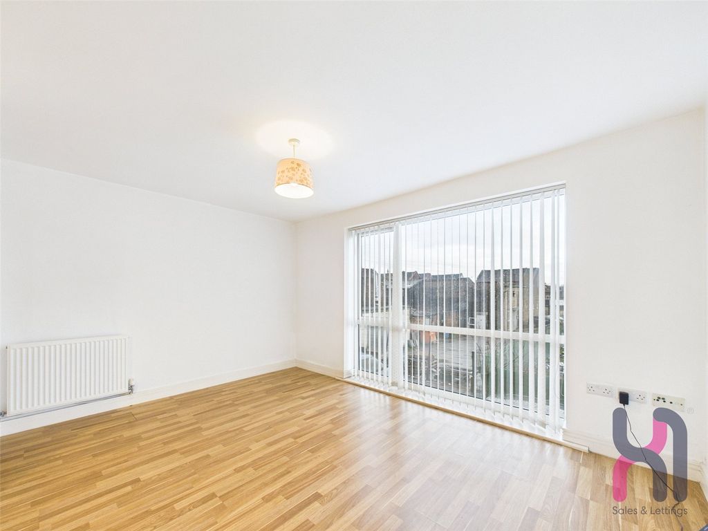 Property photo 3 of 9 Picture No. 08