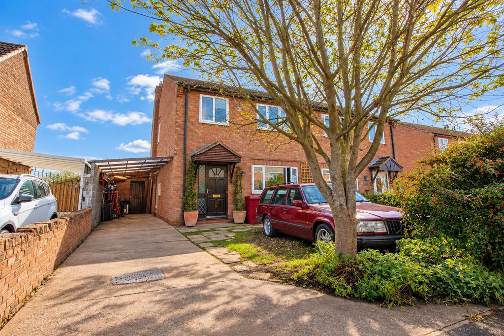 Property photo 1 of 18