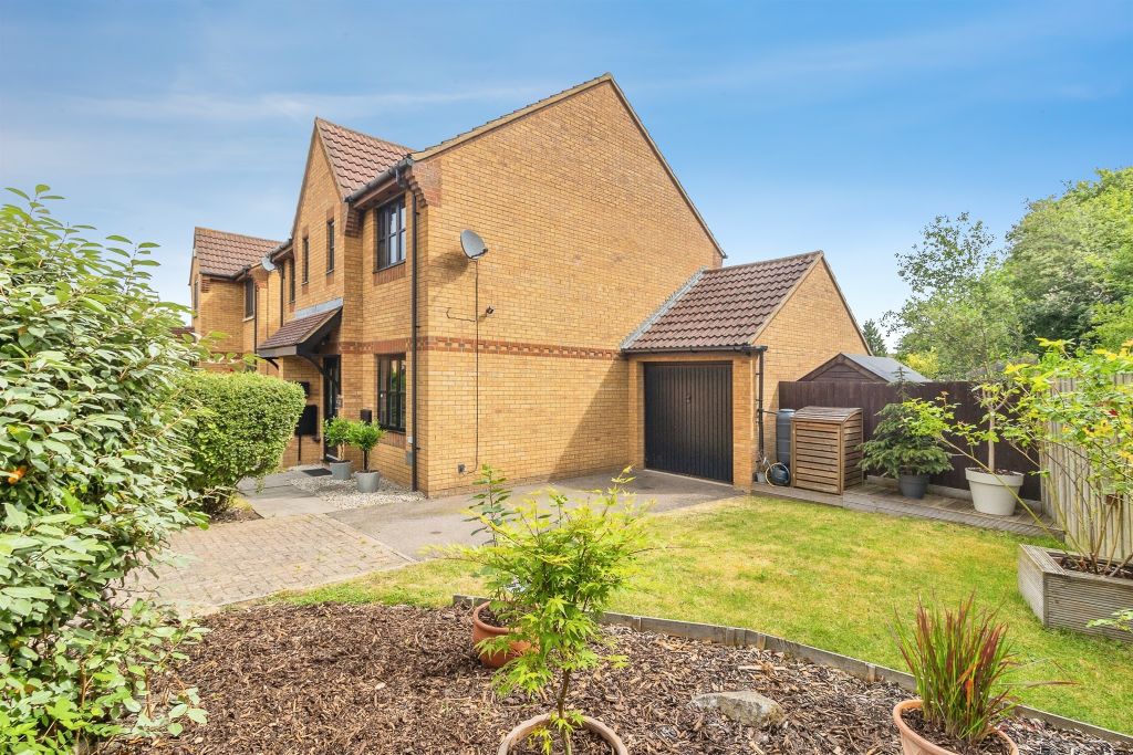 Property photo 2 of 19