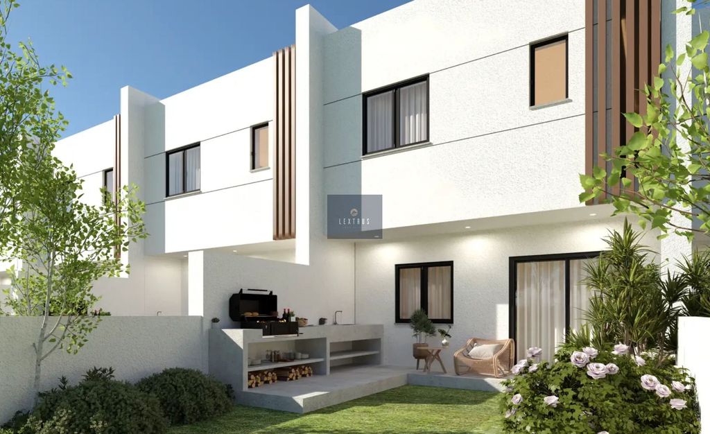 Property photo 3 of 4