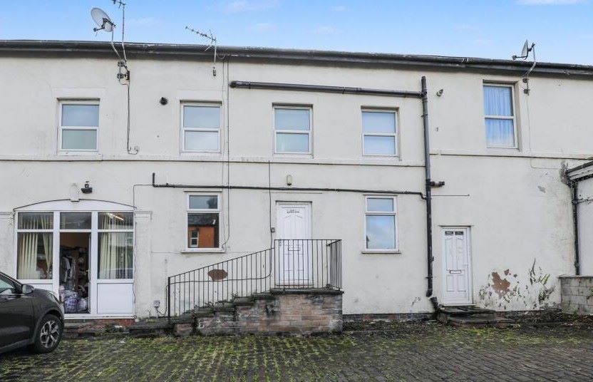 Property photo 1 of 10 Image 1