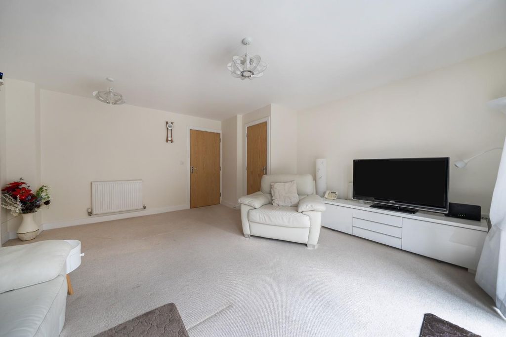 Property photo 1 of 14 1-699848cd6Db9d-1417757-16-69974d436Dd21-1.Jpg