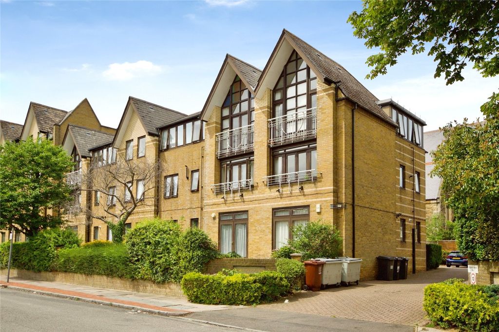 Property photo 1 of 26 Picture No. 39
